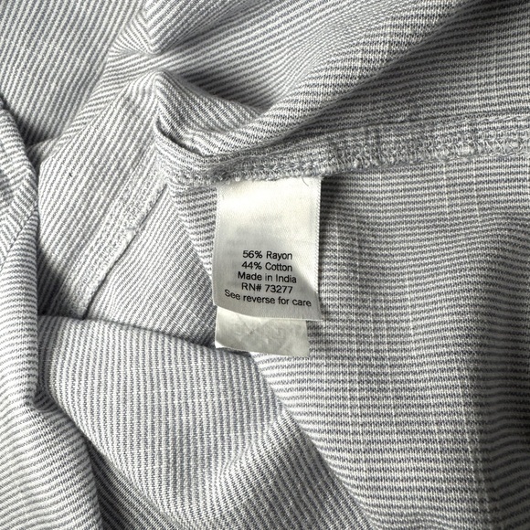 LC Lauren Conrad cotton button-down chambray shirt with ruffles. Size XS - Picture 7 of 9